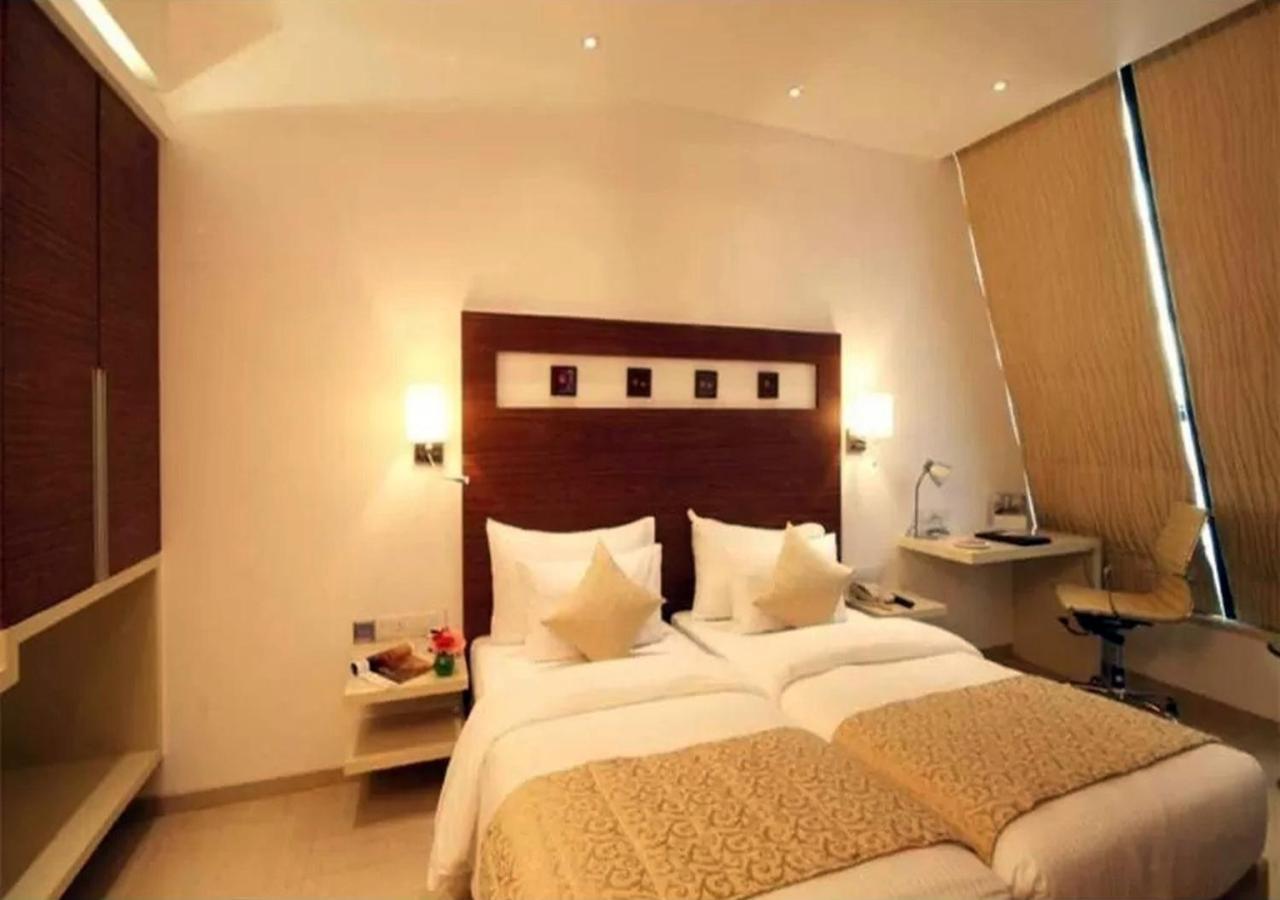 Hotel Suncity Premiere, Near To Airport - Mumbai — Photos 3