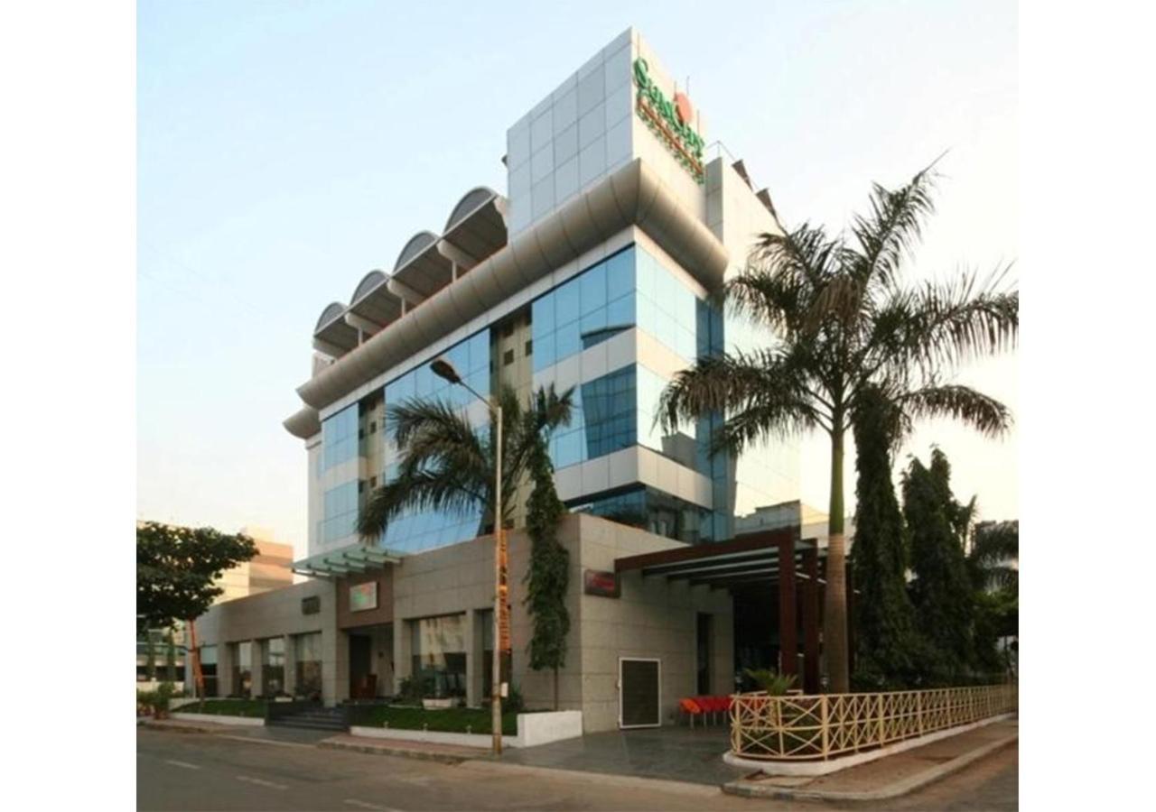 Hotel Suncity Premiere, Near To Airport - Mumbai, Mumbai